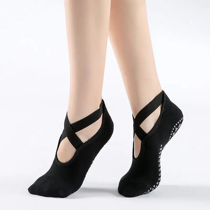 New Cross-Strap Yoga Socks with Towel Bottom (Cotton)